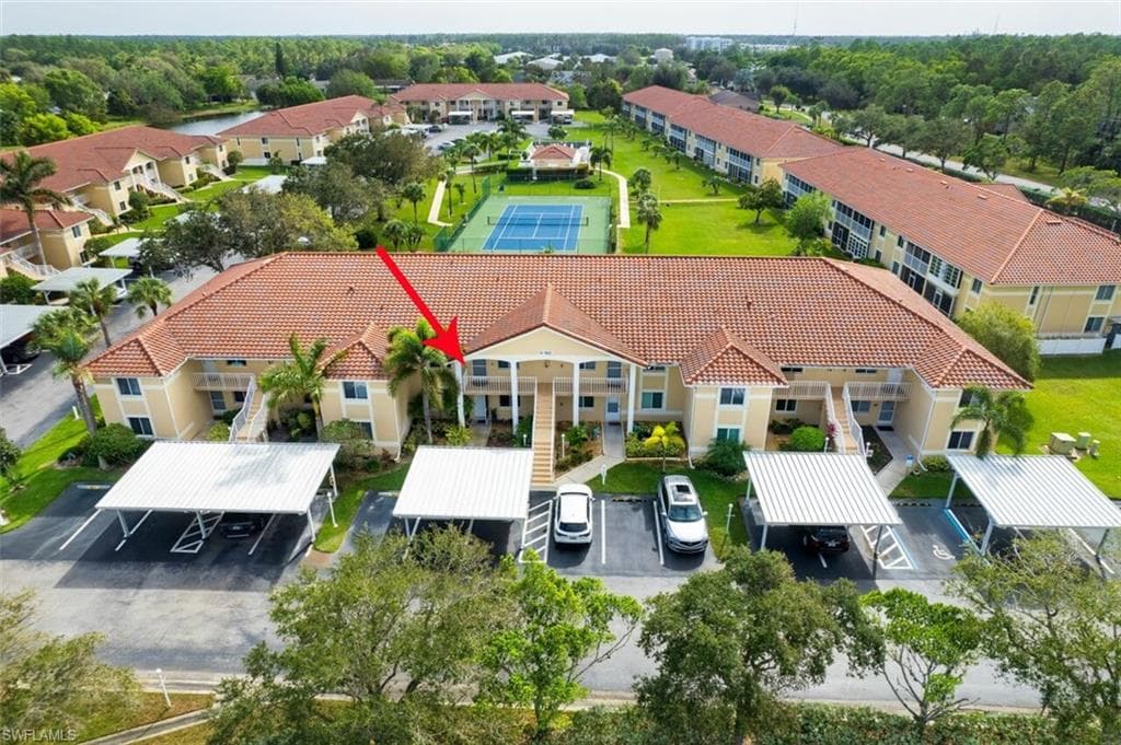 192 Furse Lakes CIR H-9 NAPLES, FL 34104