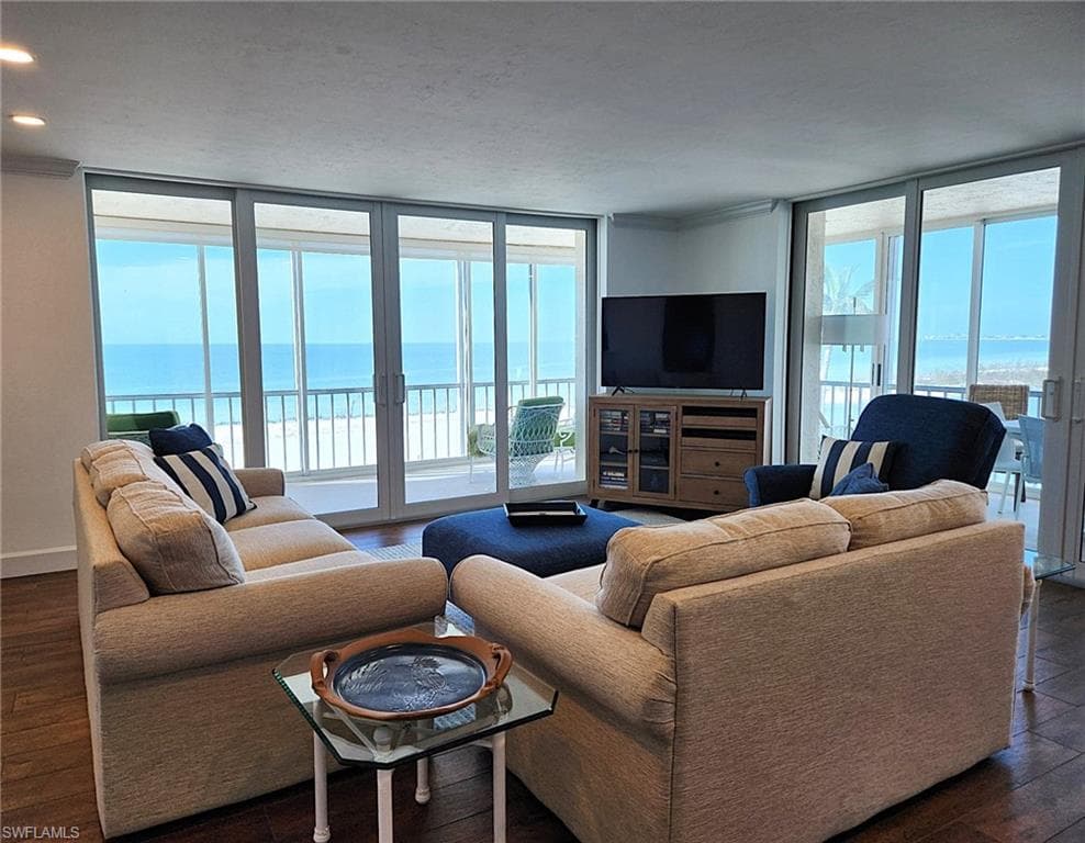 7146 Estero BLVD 411 FORT MYERS BEACH, FL 33931