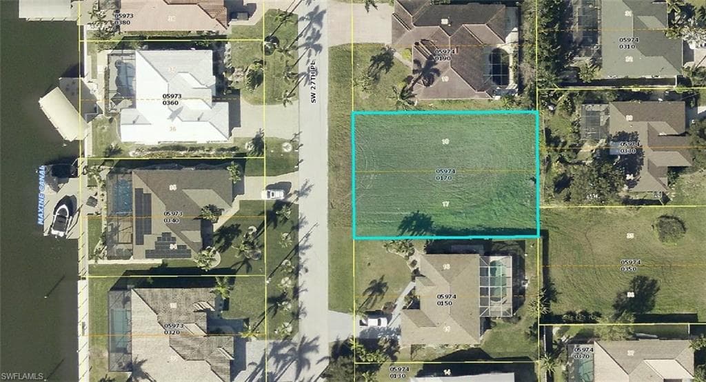 2537 SW 27th PL CAPE CORAL, FL 33914