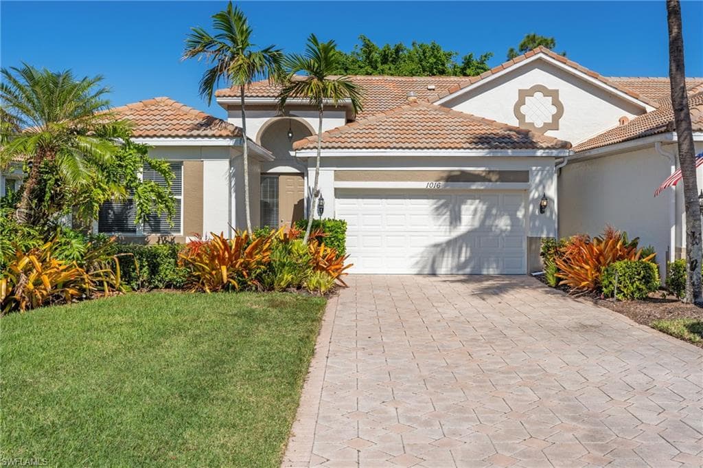 1016 Eastham CT 37 NAPLES, FL 34104