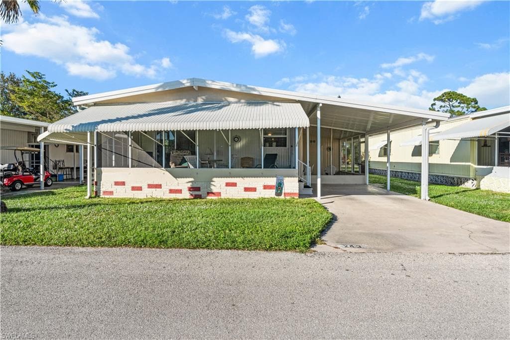 243 Poinsettia DR FORT MYERS, FL 33905