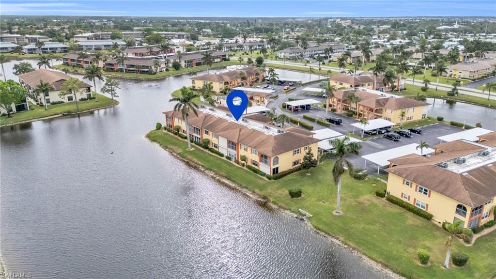 360 Charlemagne BLVD D101 NAPLES, FL 34112