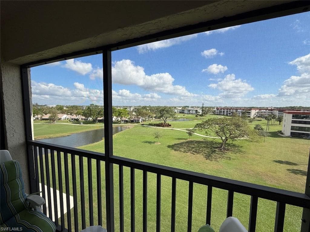 7406 Lake Breeze DR 612 FORT MYERS, FL 33907