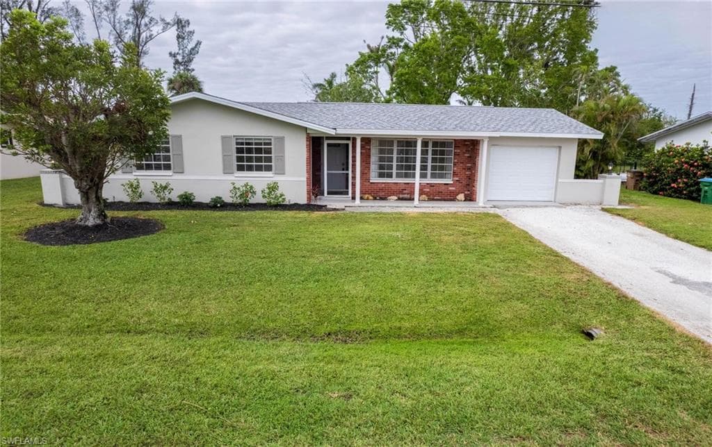 5924 SW 1st CT CAPE CORAL, FL 33914