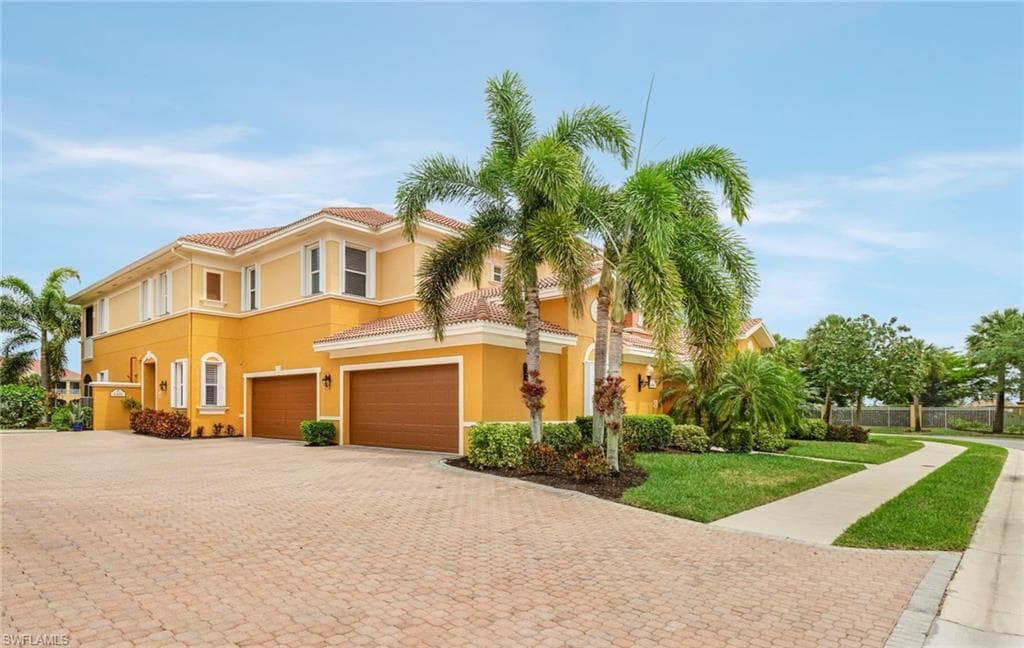 225 Shadroe Cove CIR 1401 CAPE CORAL, FL 33991