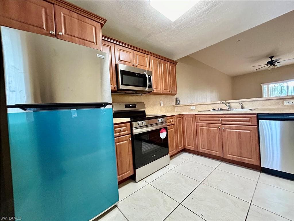 4120 Skyline BLVD 2 CAPE CORAL, FL 33914
