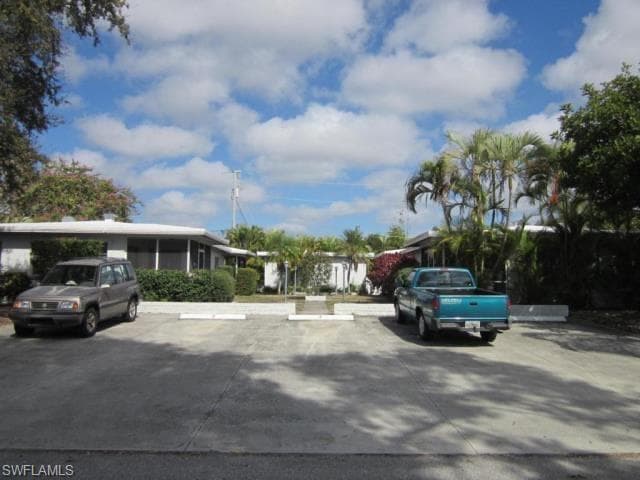 719 SE 46th LN 5 CAPE CORAL, FL 33904