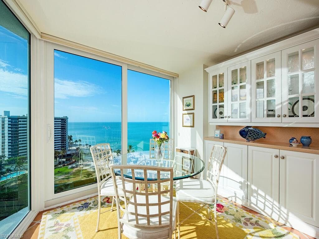 4041 Gulf Shore BLVD N 1402 NAPLES, FL 34103