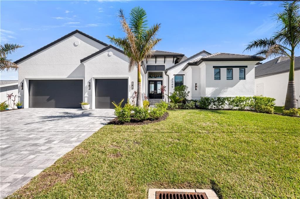 5349 Bayshore AVE CAPE CORAL, FL 33904