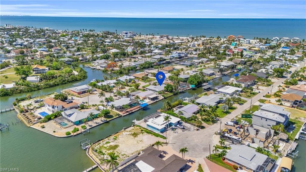 453 Washington CT FORT MYERS BEACH, FL 33931