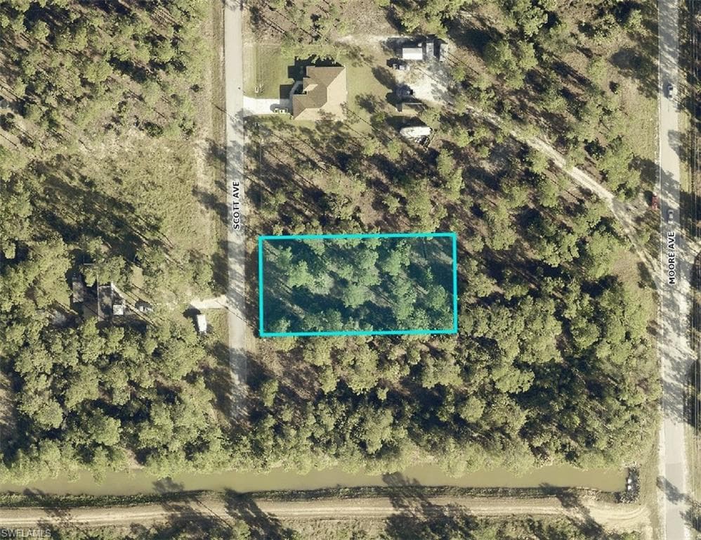 4 Scott AVE LEHIGH ACRES, FL 33936