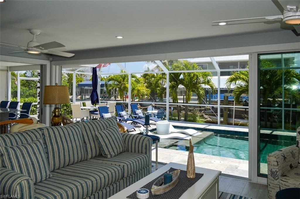 370 Washington CT FORT MYERS BEACH, FL 33931