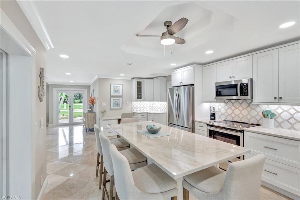 989 Valley DR BONITA SPRINGS, FL 34134