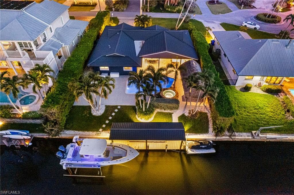 1632 Bonita CT NAPLES, FL 34102