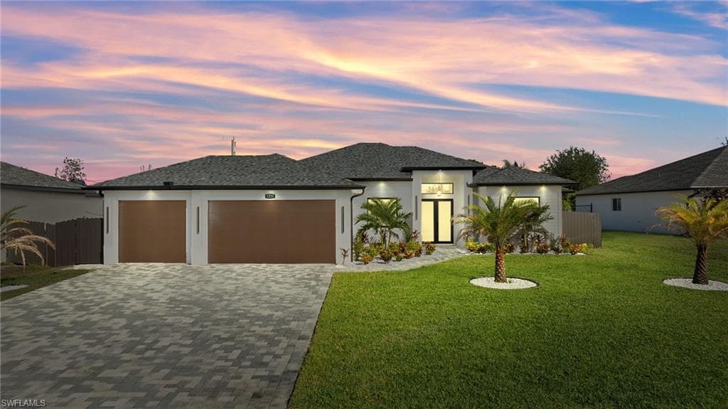 1221 SW 35th TER CAPE CORAL, FL 33914