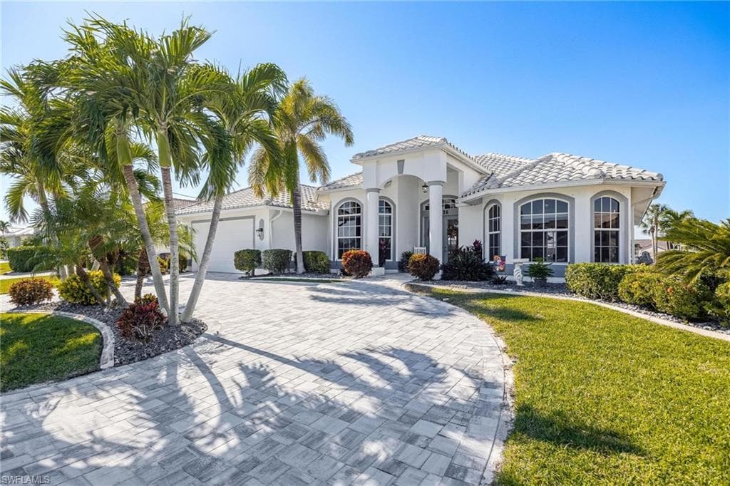 2636 SE 19th PL CAPE CORAL, FL 33904