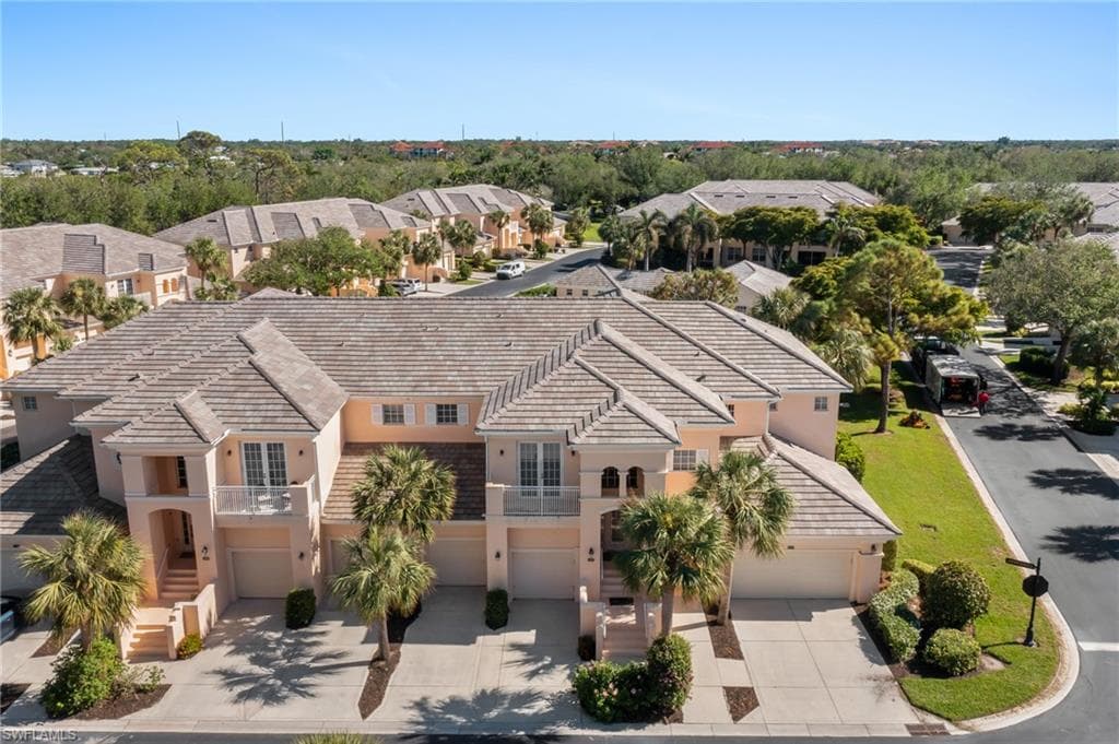 19001 Sapphire Shores LN 202 ESTERO, FL 33928