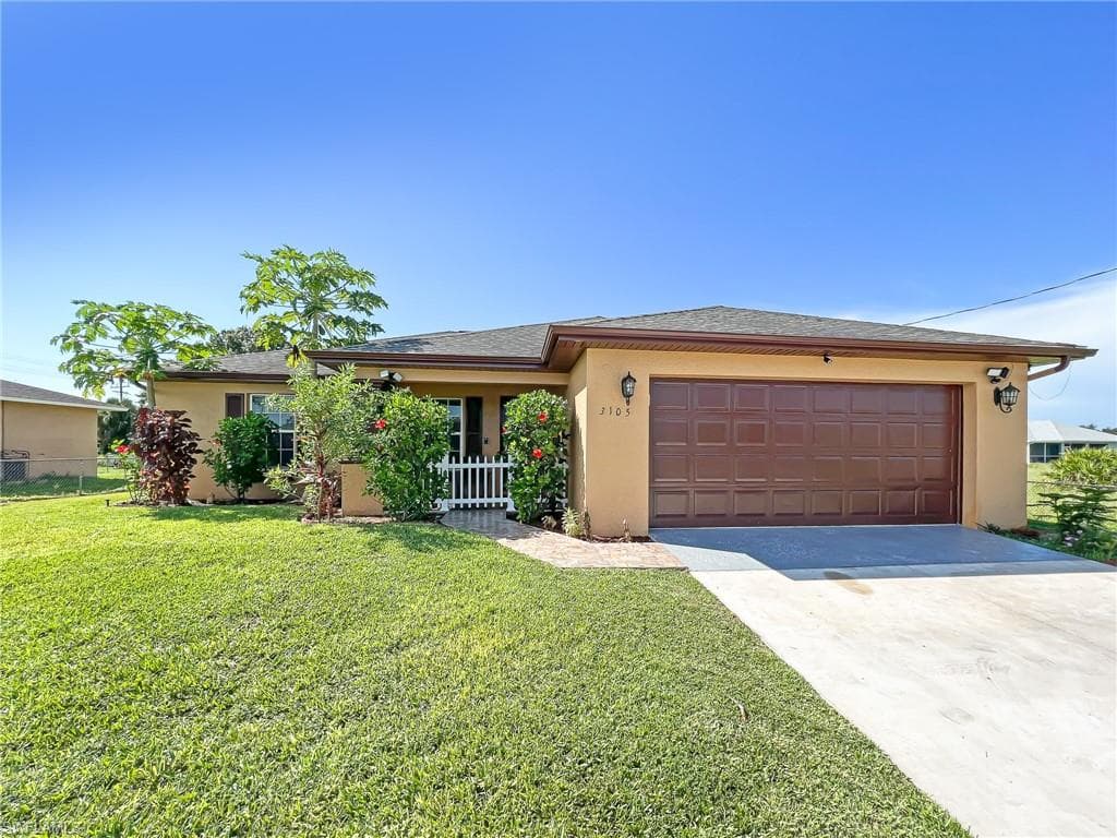 3105 8th ST SW LEHIGH ACRES, FL 33976