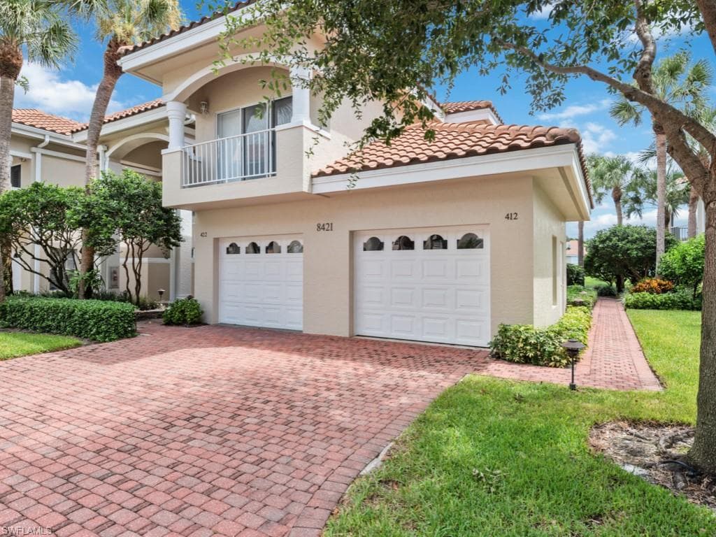 8421 Abbington CIR 4-412 NAPLES, FL 34108