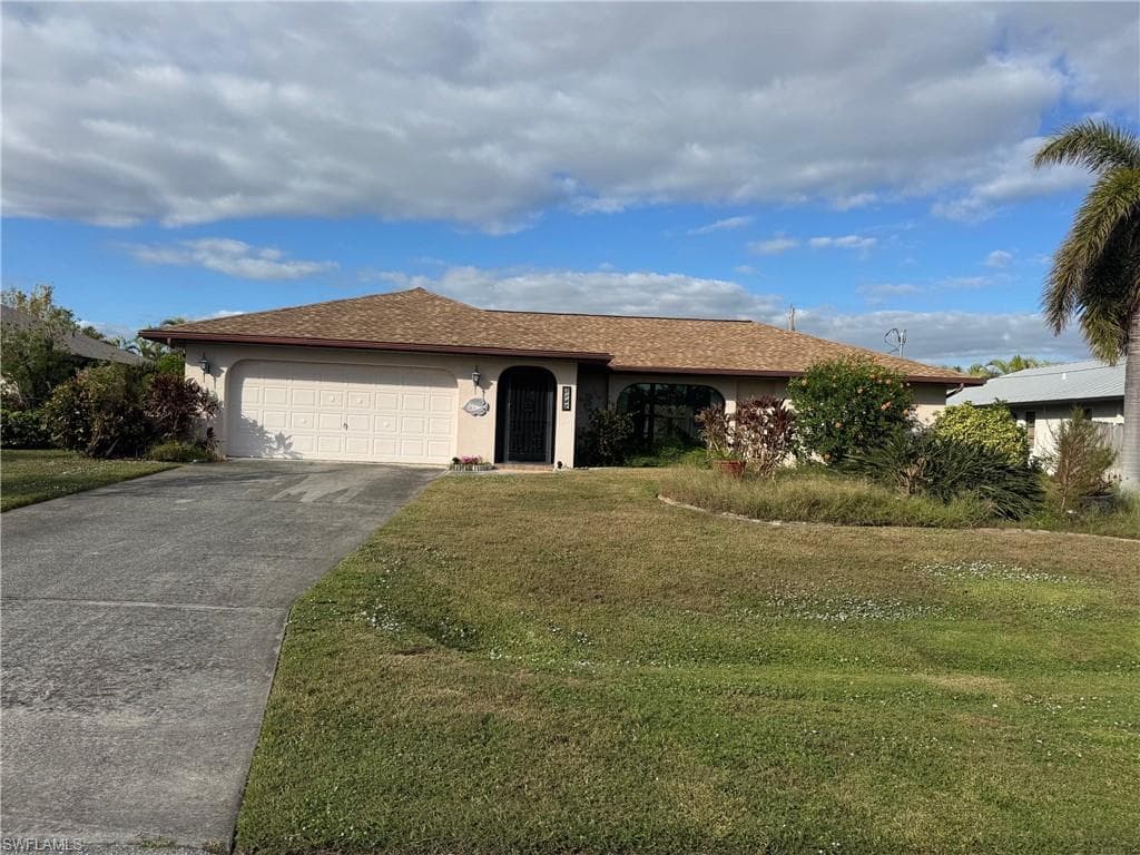 1147 SE 33rd ST CAPE CORAL, FL 33904