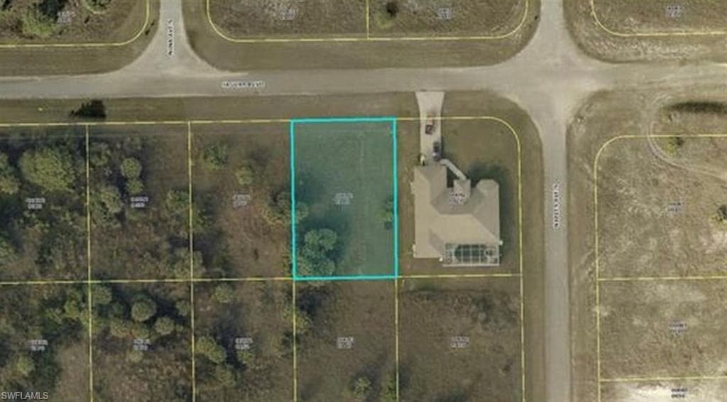 1250 Jaguar BLVD LEHIGH ACRES, FL 33974
