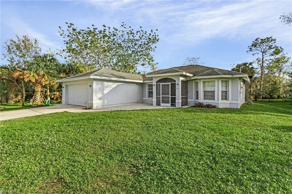 170 41st AVE NE NAPLES, FL 34120