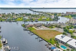 1753 SE 46th LN CAPE CORAL, FL 33904