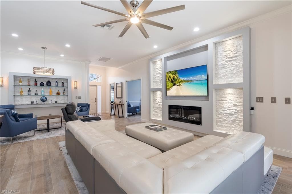 7932 Kilkenny WAY G-60 NAPLES, FL 34112