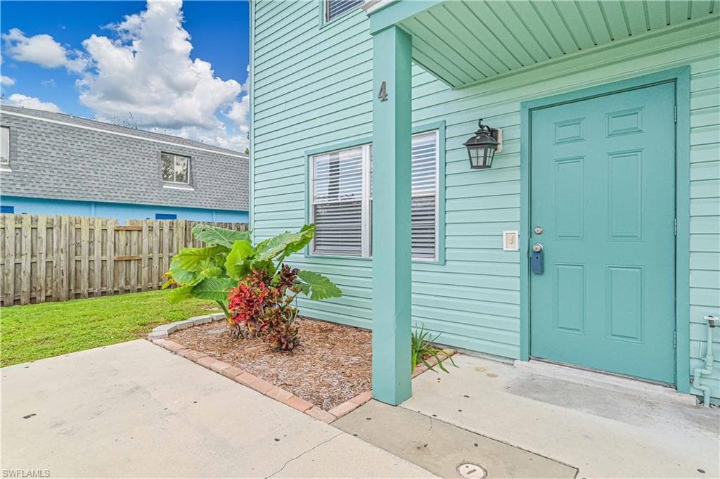 16180 Dublin CIR 1-4 FORT MYERS, FL 33908
