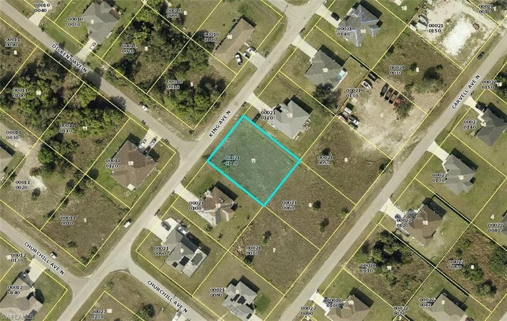 2416 King AVE N LEHIGH ACRES, FL 33971