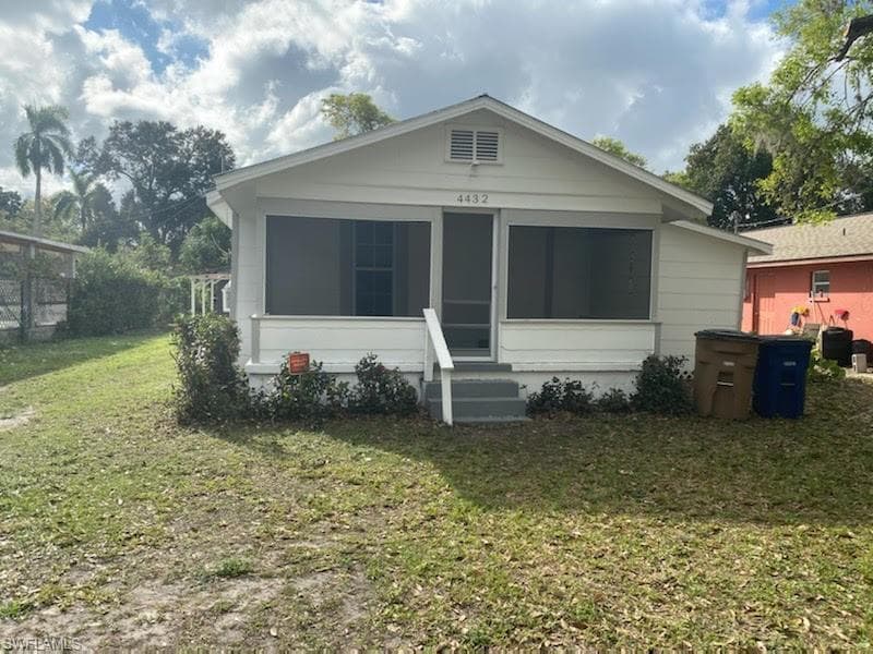 4432 Greenwood AVE FORT MYERS, FL 33905