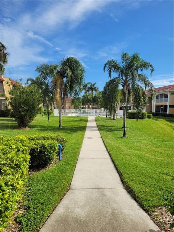12471 McGregor BLVD 10 FORT MYERS, FL 33919