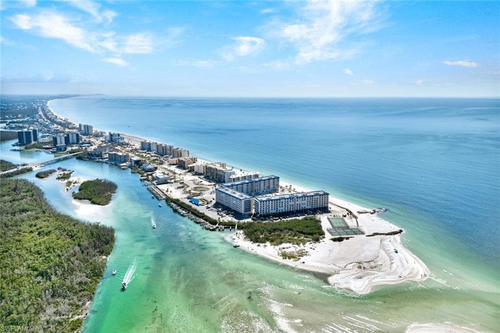 25740 Hickory BLVD 444 BONITA SPRINGS, FL 34134