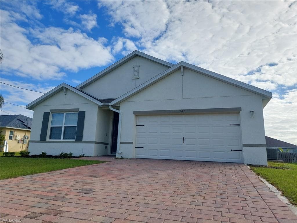 345 SW 26th AVE CAPE CORAL, FL 33991