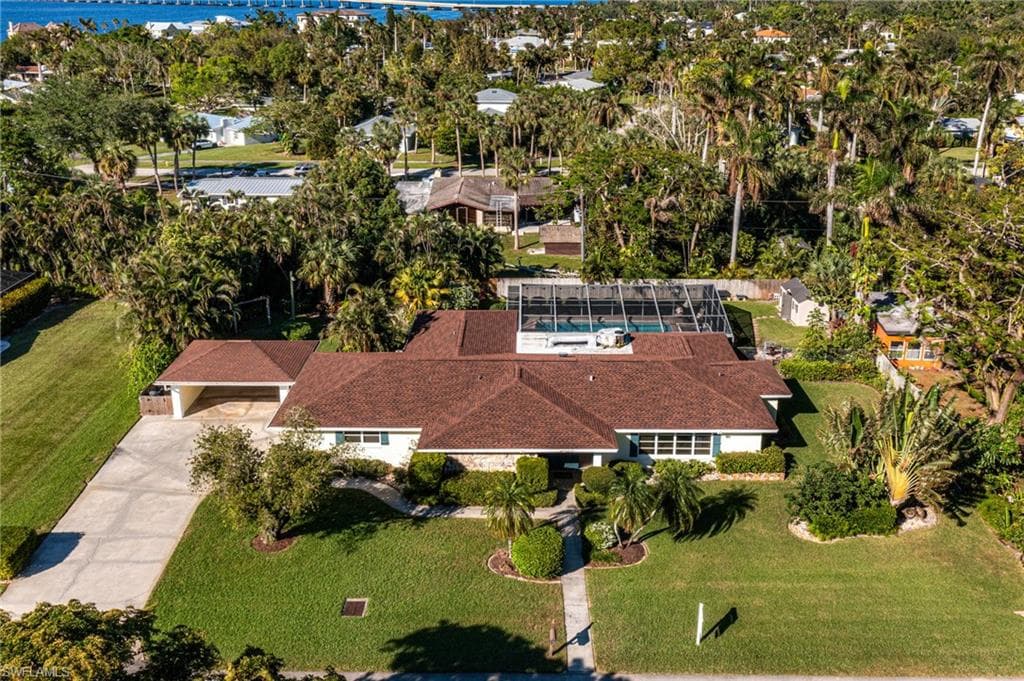 1241 Logan LN FORT MYERS, FL 33919