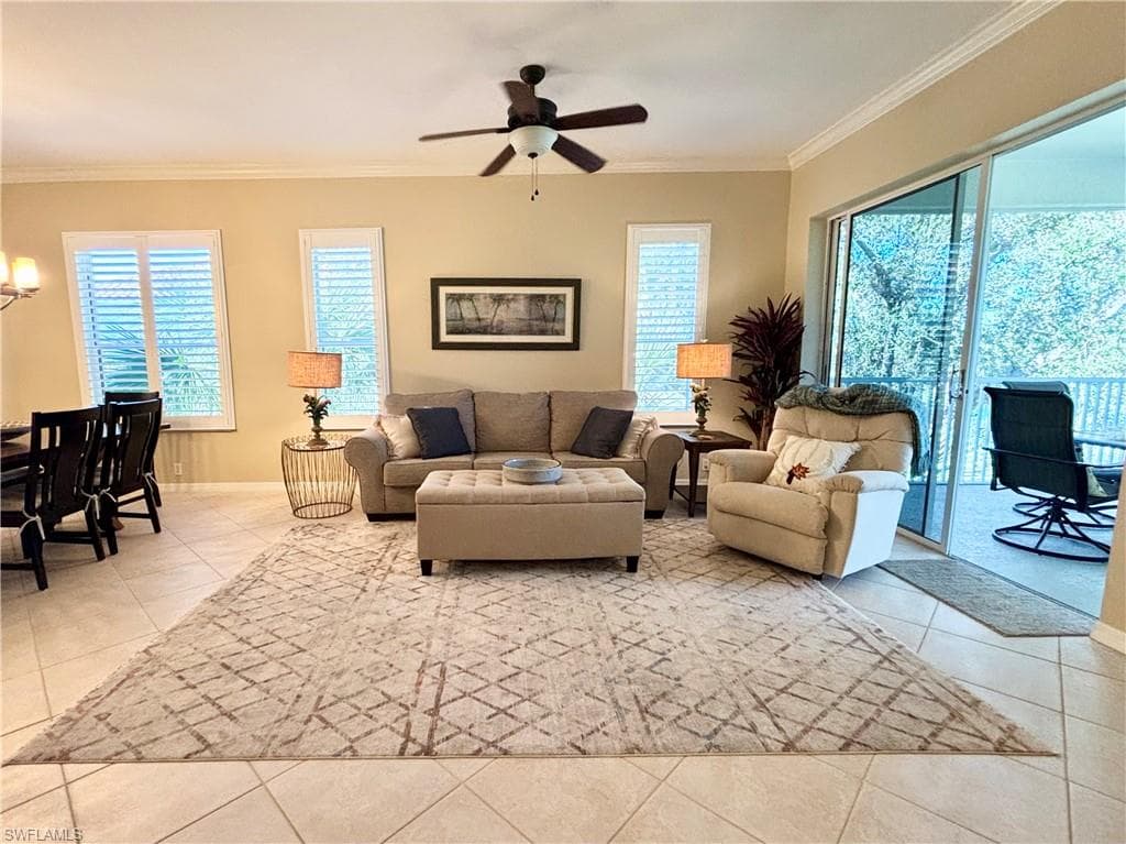 8217 Parkstone PL 1-301 NAPLES, FL 34120