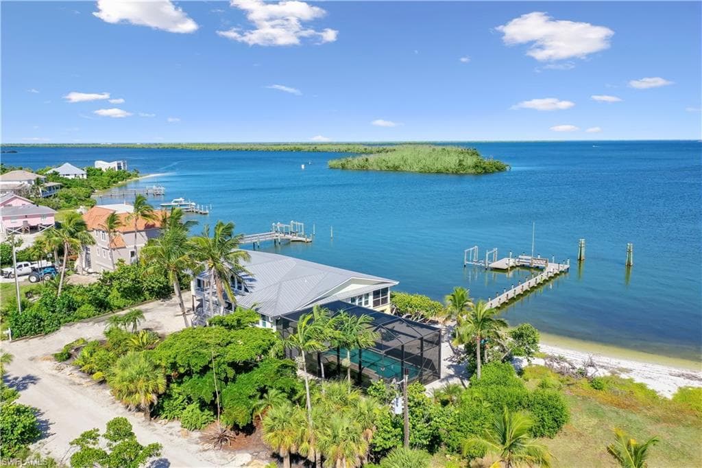 1870 Woodring RD SANIBEL, FL 33957