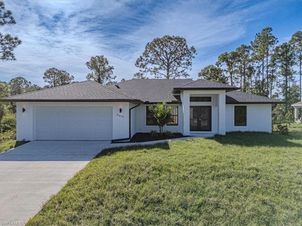 3411 72nd ST W LEHIGH ACRES, FL 33971