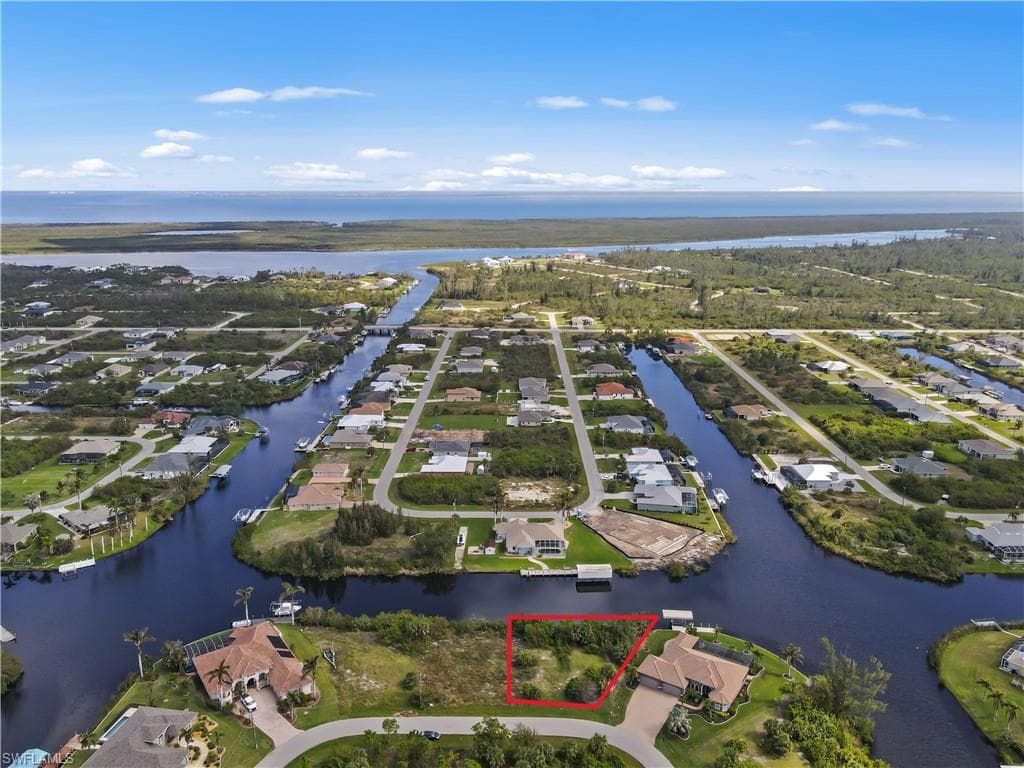 15704 Aldama CIR PORT CHARLOTTE, FL 33981