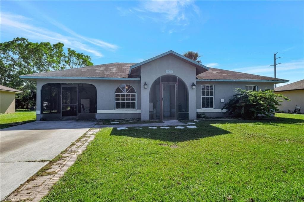 2836 Indian ST FORT MYERS, FL 33916