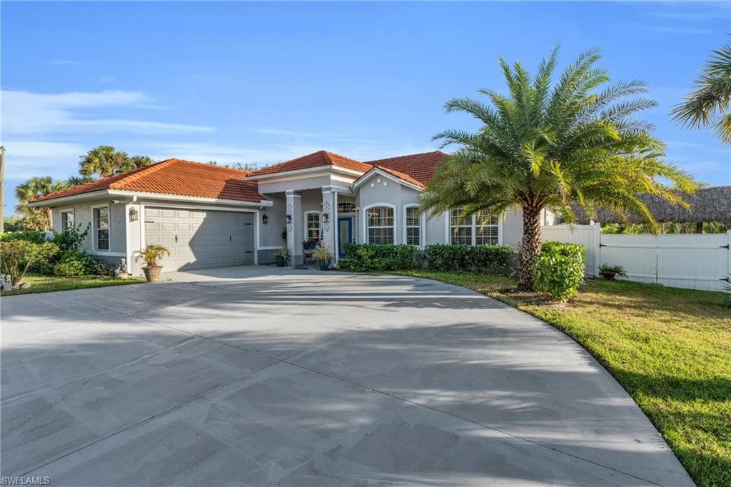 3930 24th AVE SE NAPLES, FL 34117