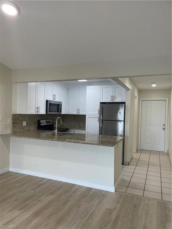 841 Gleason PKWY 5 CAPE CORAL, FL 33914