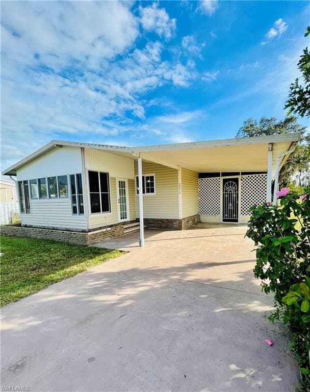 2470 Farrance CT NORTH FORT MYERS, FL 33917
