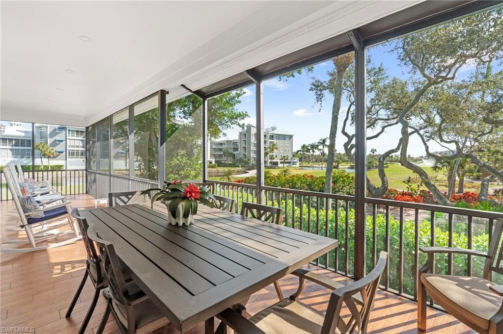 815 Hideaway CIR W MARCO ISLAND, FL 34145