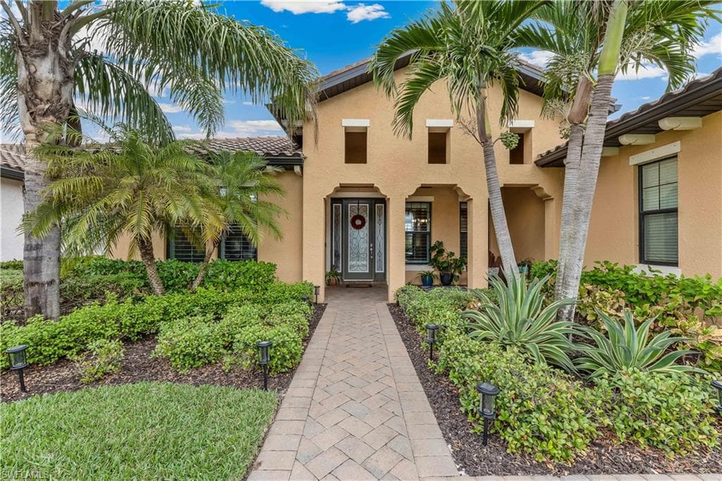 10097 Avalon Lake CIR FORT MYERS, FL 33913