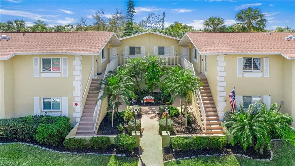 8109 Country RD 105 FORT MYERS, FL 33919