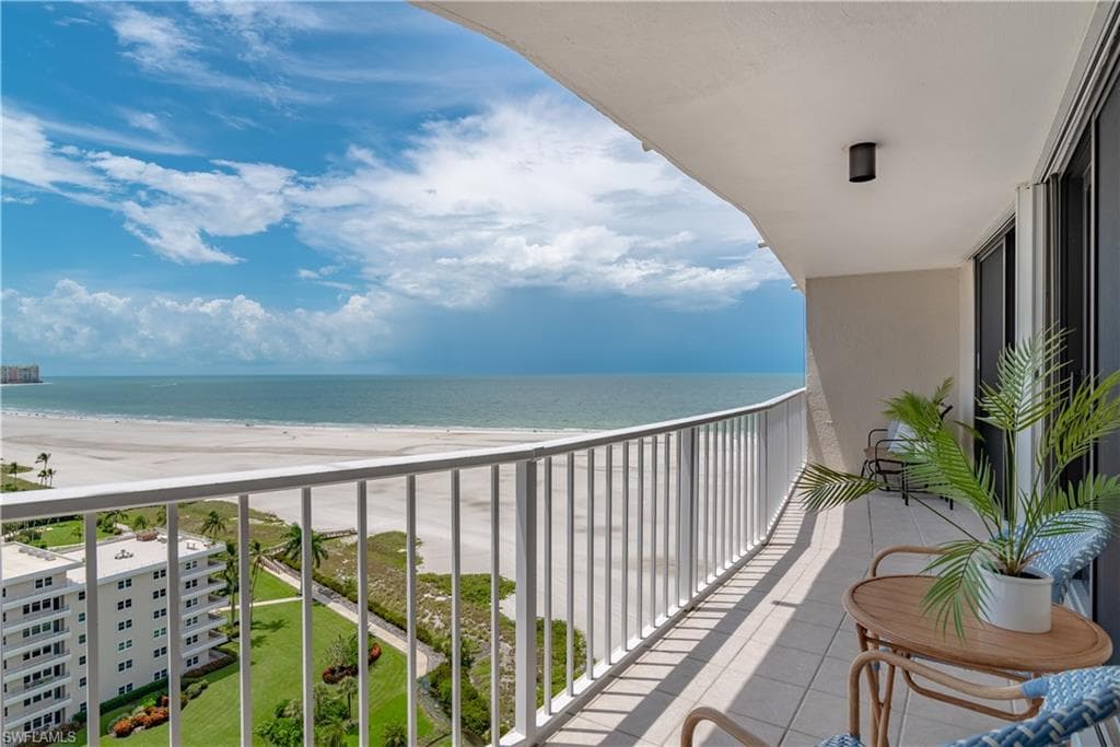 260 Seaview CT 1807 MARCO ISLAND, FL 34145