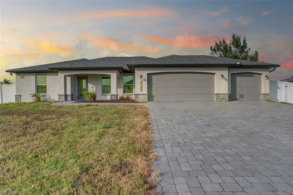 4327 NW 32nd LN CAPE CORAL, FL 33993