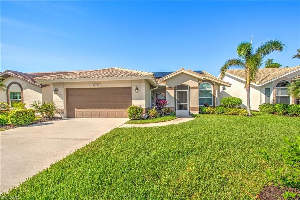 16268 Kelly Woods DR FORT MYERS, FL 33908