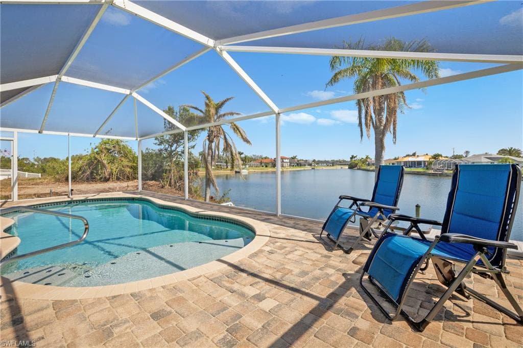 429 NE 17th PL CAPE CORAL, FL 33909